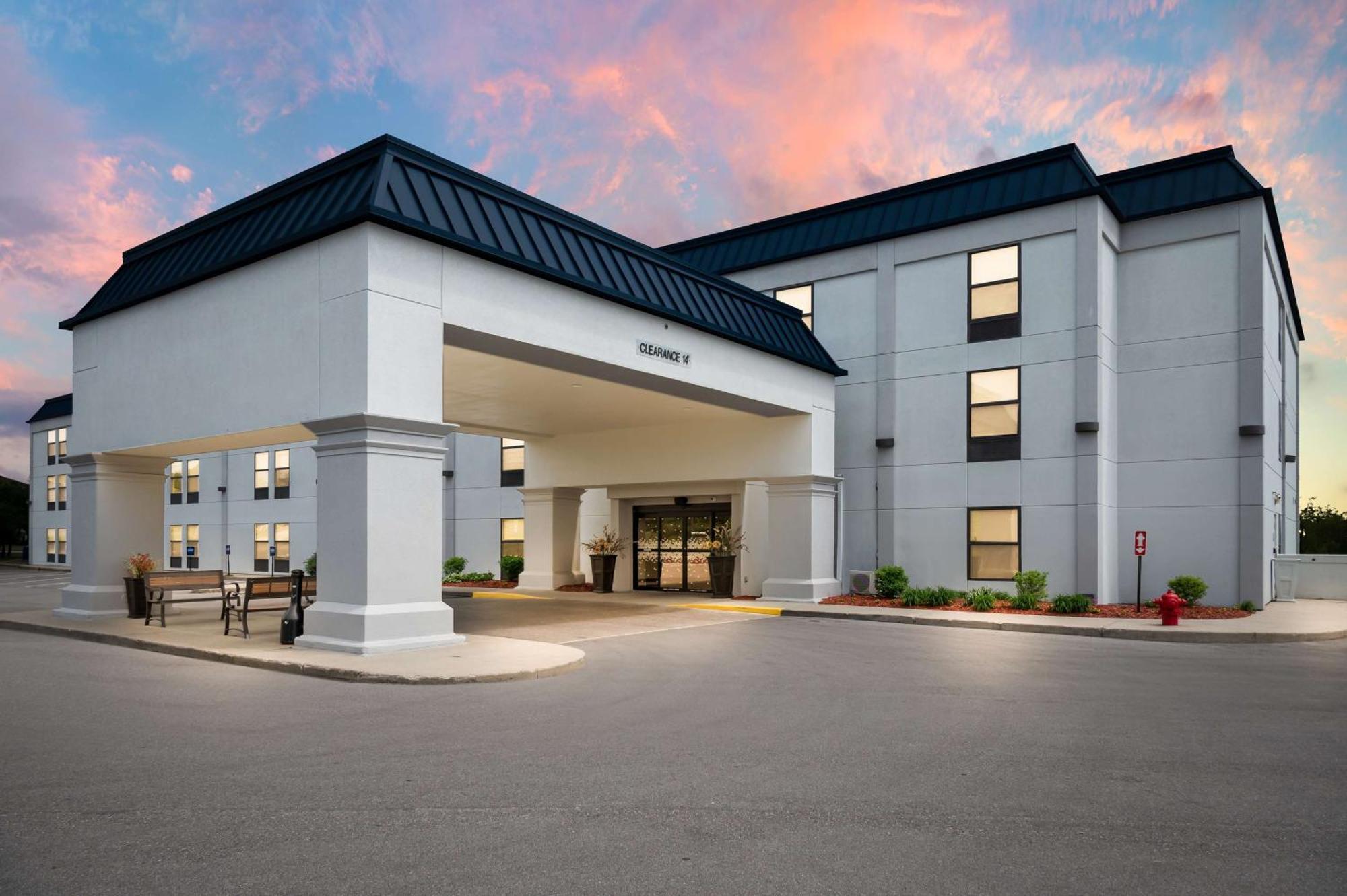 Hampton Inn Grand Rapids/North Walker Exterior foto